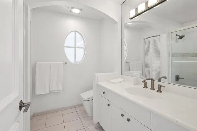 Woodfield Country Club Residence photo 40