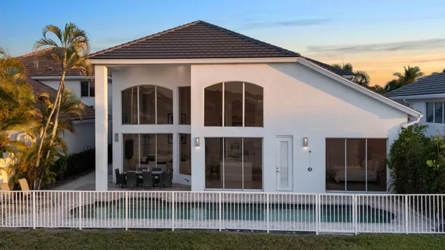 Woodfield Country Club Residence photo 53