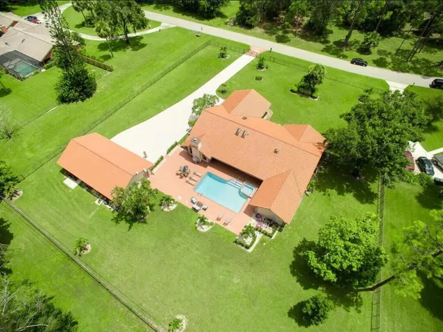 Paddock Park Residence photo 13