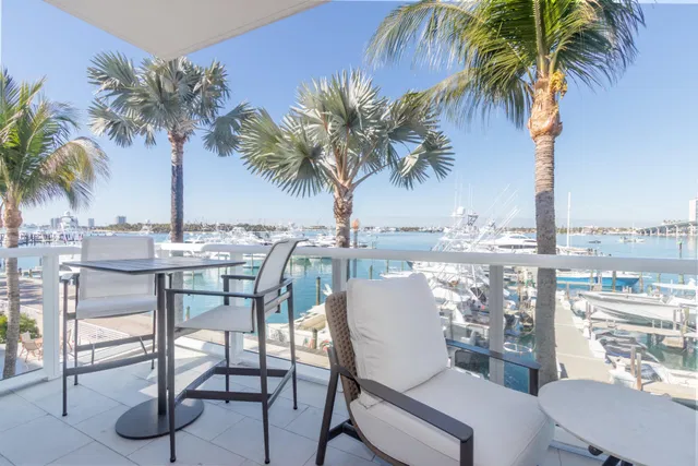 Singer Island Unit 3201 photo 2
