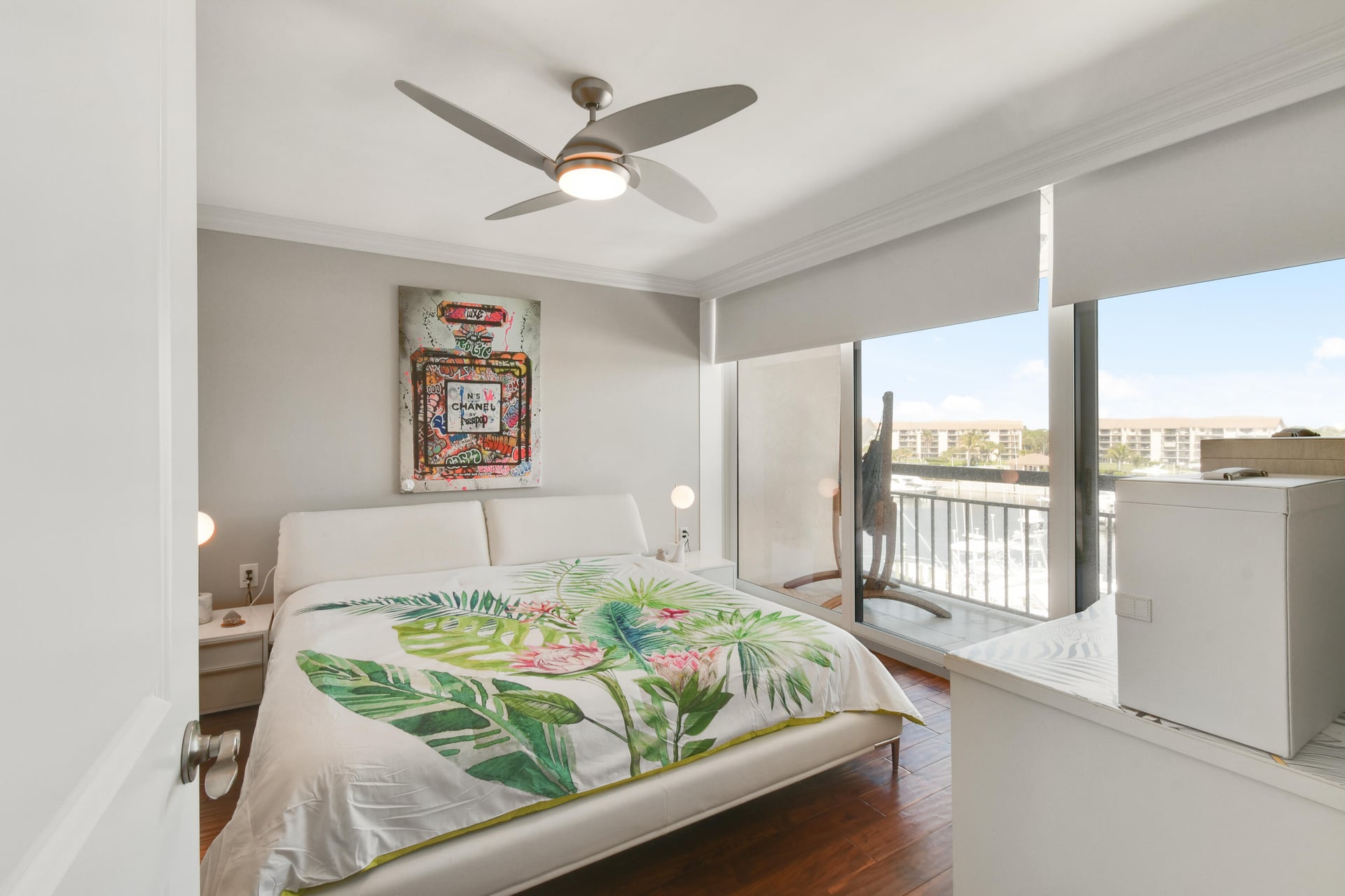 Unit 503 photo 17