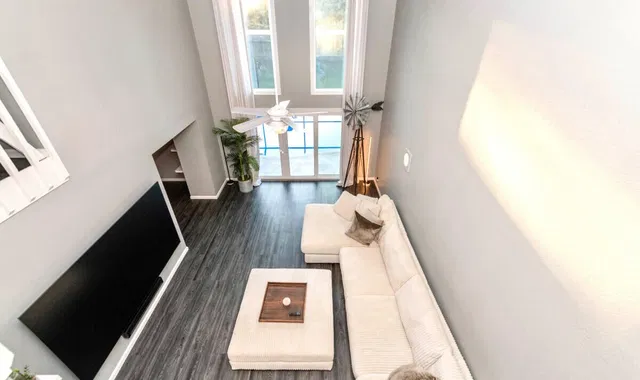 Residence photo 18