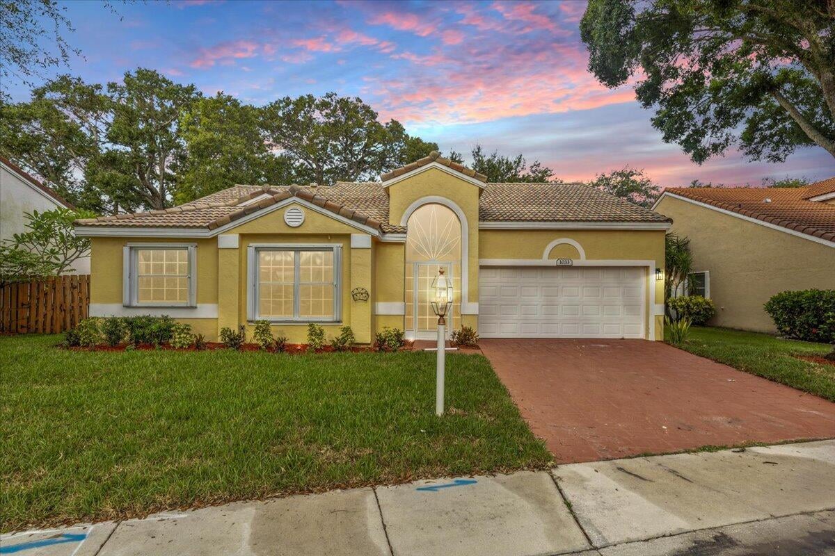 Residence photo 2