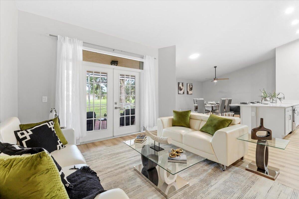 Residence photo 5