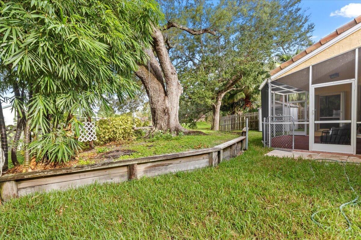 Residence photo 24