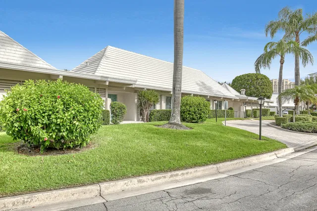 Singer Island Unit 207 photo 29