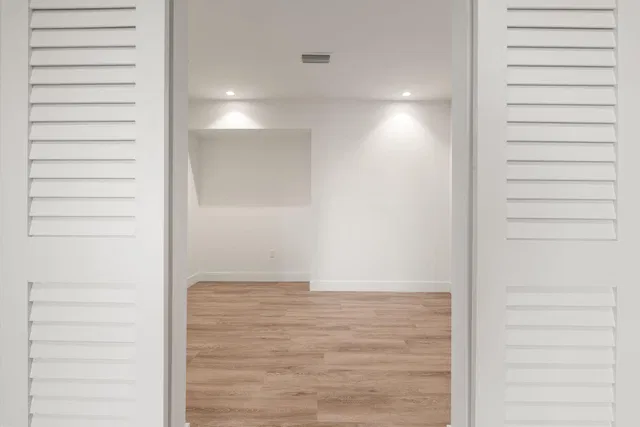 Unit 204 photo 13