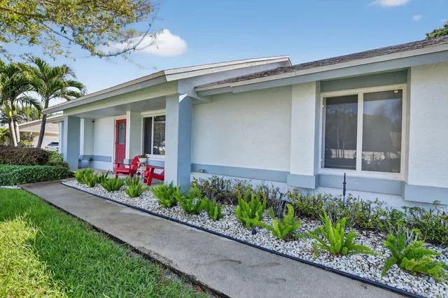 Residence photo 5