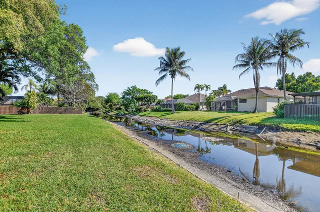 Residence photo 49