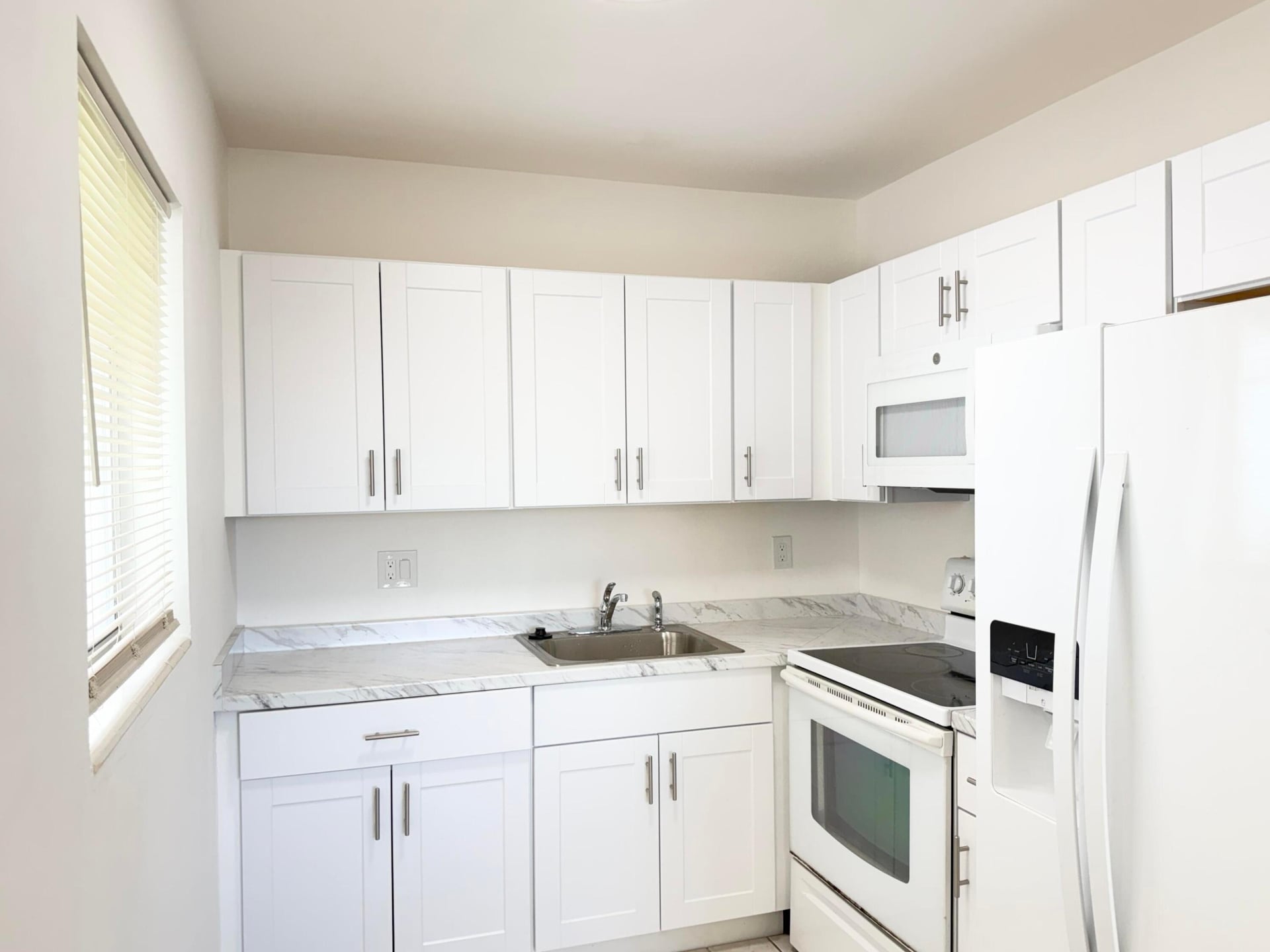 Unit 205 photo 5