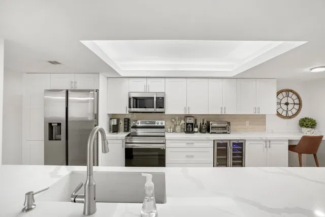  Unit 6304 photo 9