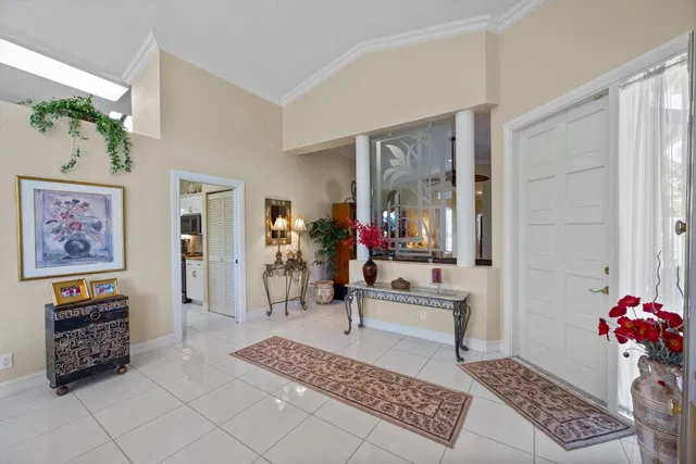  Residence photo 5