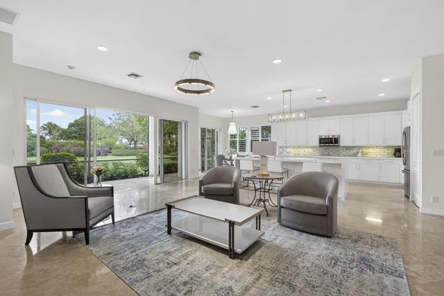 Mirasol Country Club Residence photo 12