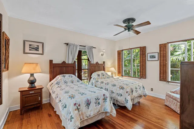 Residence photo 22
