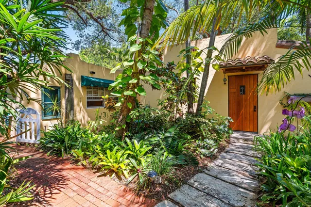 Residence photo 33