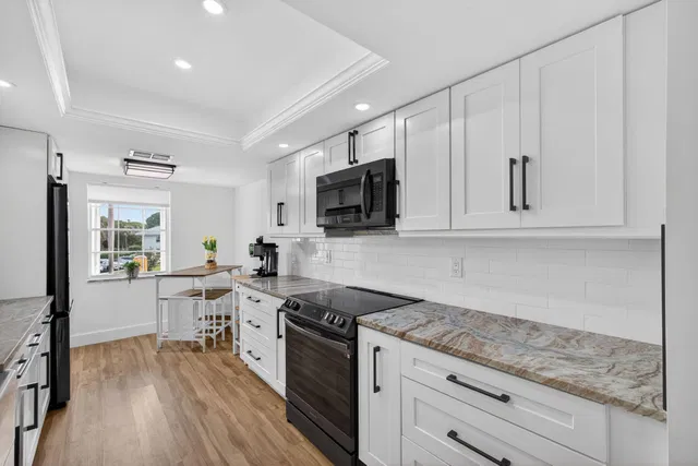 Singer Island Unit 243 photo 5