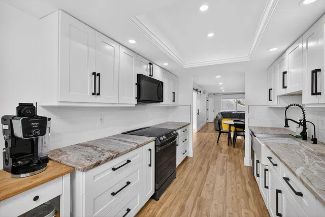 Singer Island Unit 243 photo 9