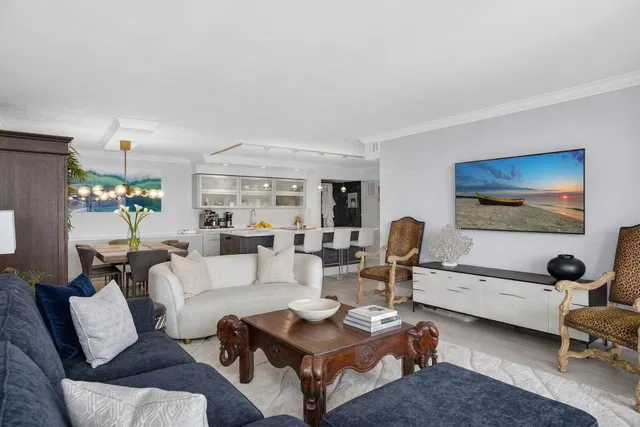 Aquarius Condominium Unit 805 photo 8
