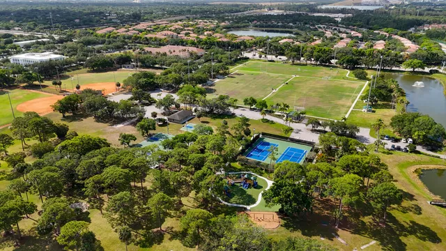 PGA National Palm Beach Gardens Residence photo 39
