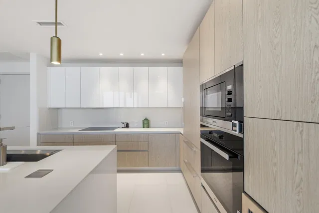 Amrit Ocean Resort & Residences Unit H-1506 photo 8