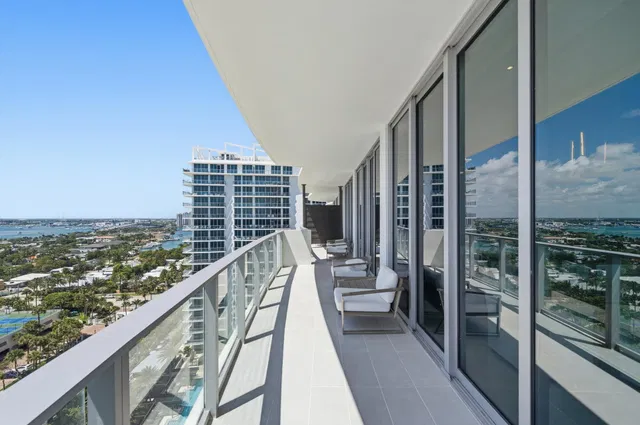 Amrit Ocean Resort & Residences Unit H-1506 photo 25