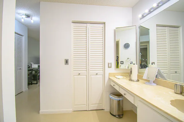 Boca Lago Country Club Homes Unit 1a photo 18