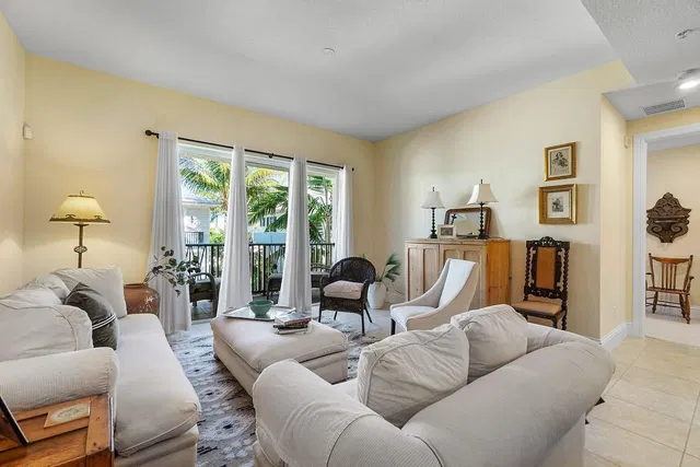 Latitude Delray Unit 207 photo 2