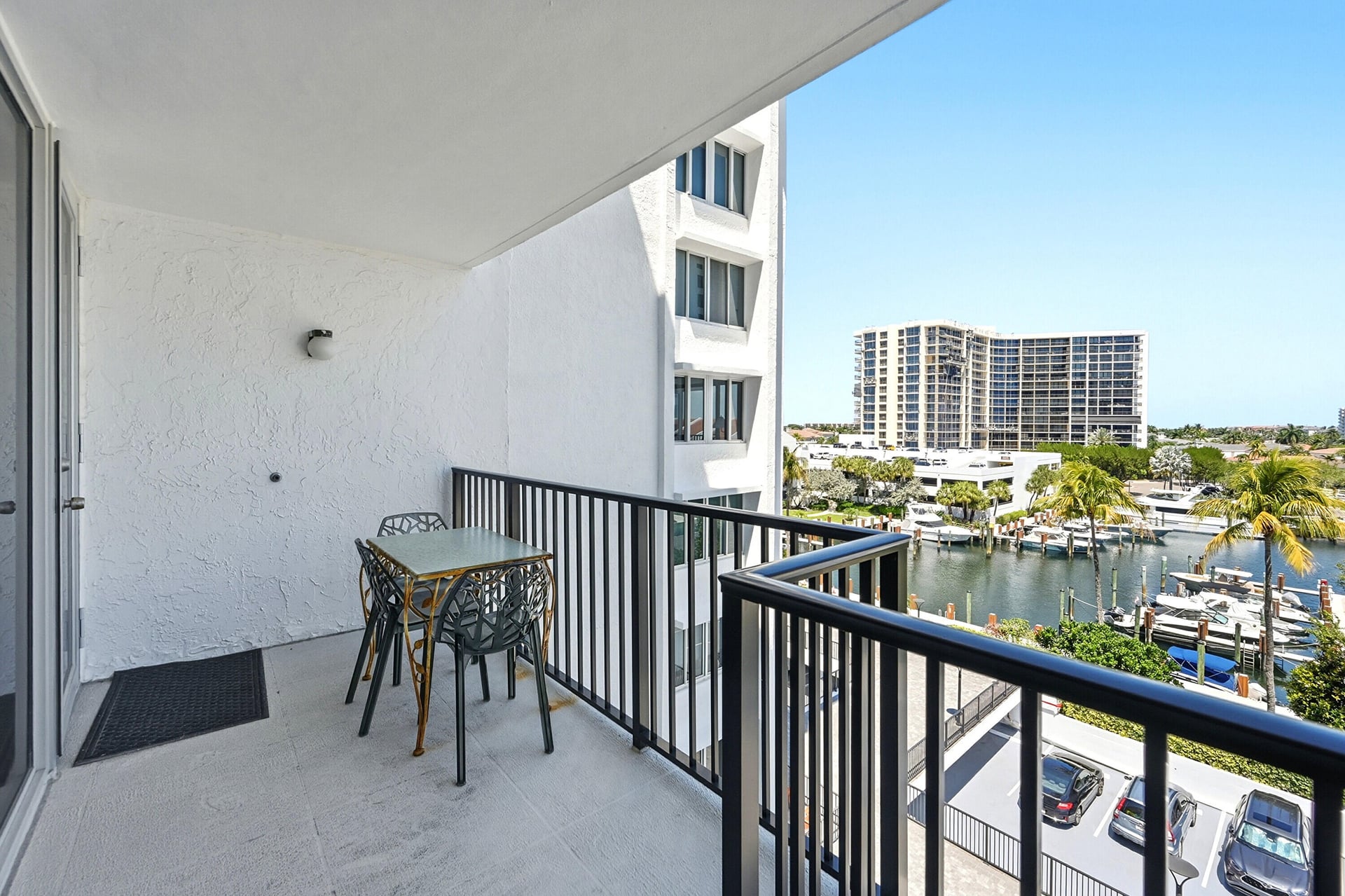 Unit 512 photo 13