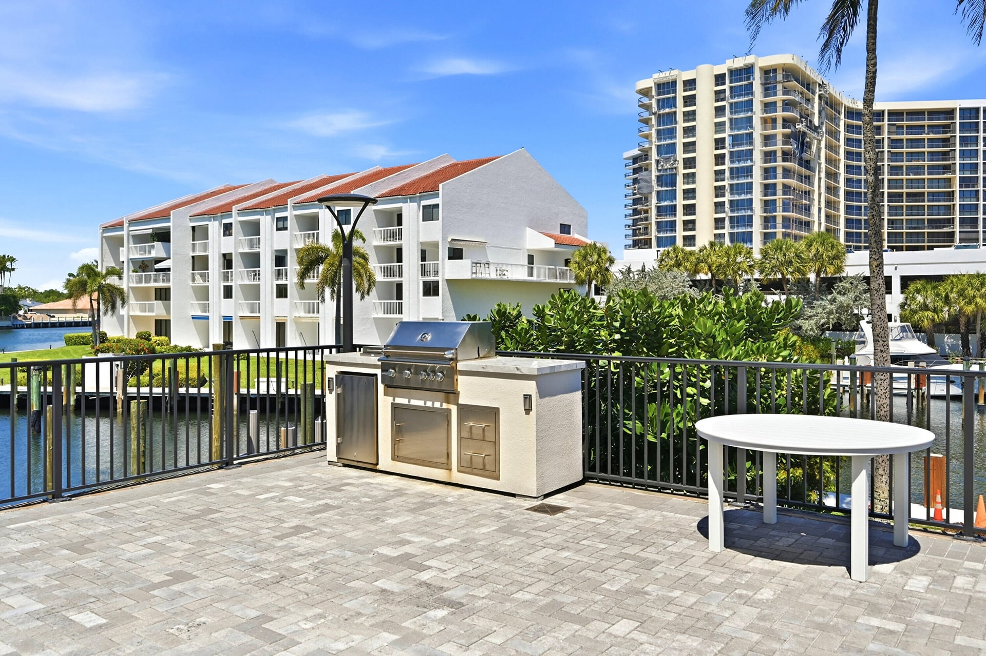 Unit 512 photo 36