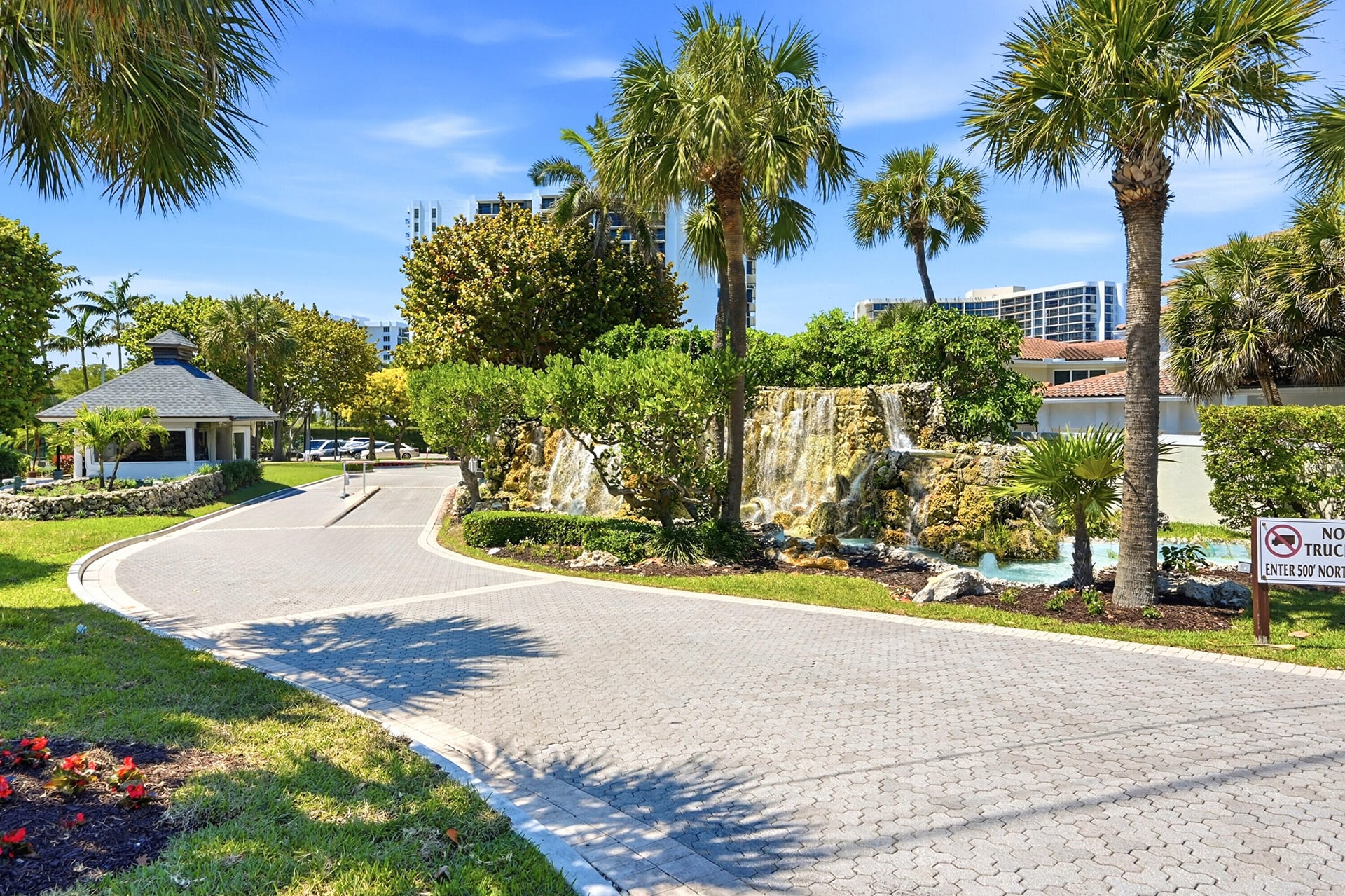 Unit 512 photo 40
