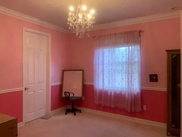 Residence photo 19