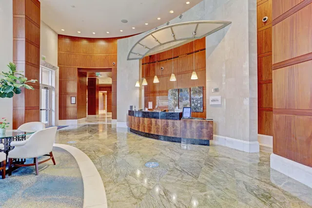 Renaissance on the Ocean Unit 518 photo 8