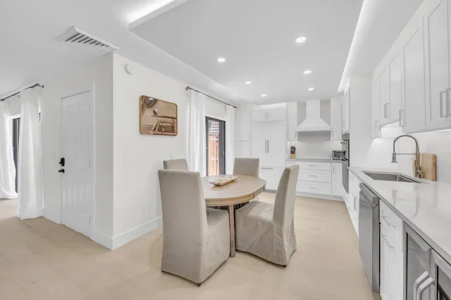 Residence photo 5