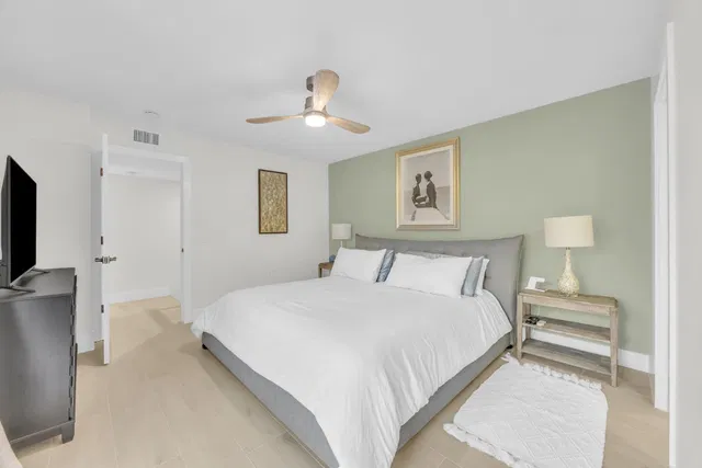 Residence photo 17