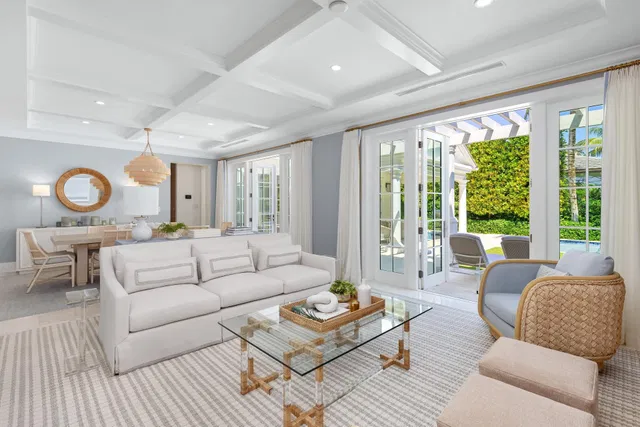 North End Palm Beach Residence photo 9