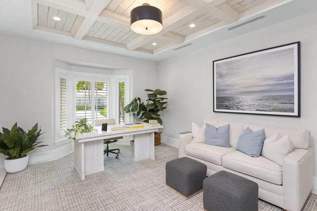 North End Palm Beach Residence photo 27
