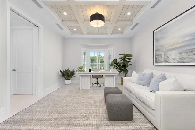 North End Palm Beach Residence photo 28