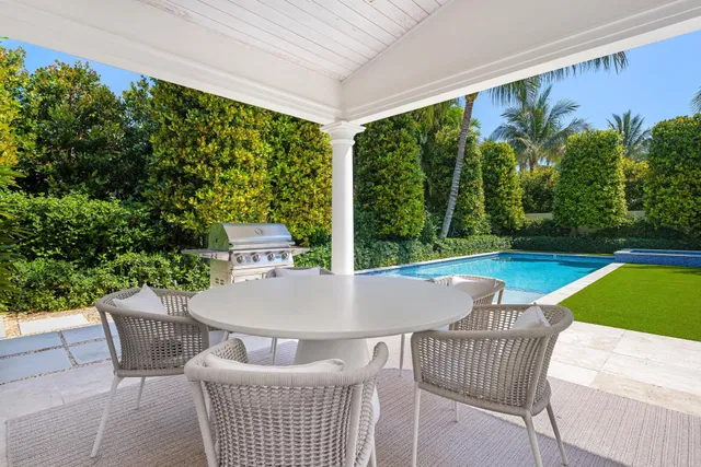 North End Palm Beach Residence photo 48