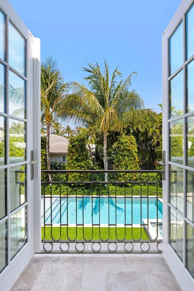North End Palm Beach Residence photo 60