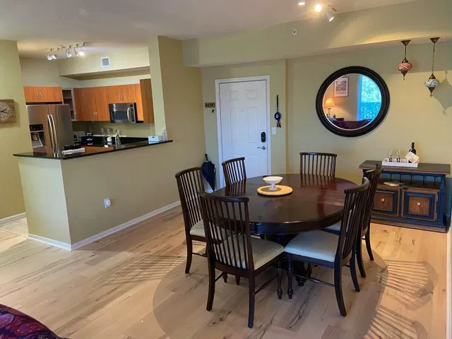 Unit 203 photo 3