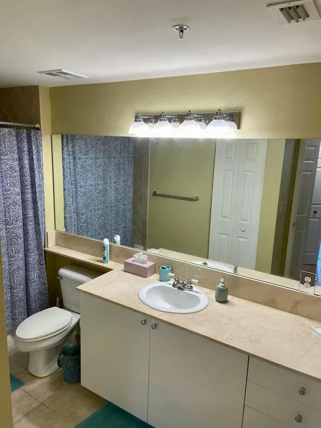 Unit 203 photo 17