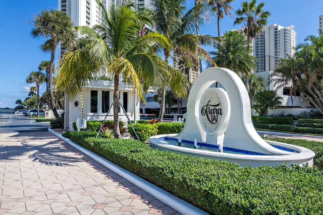 Tiara Singer Island Unit 32e photo 7