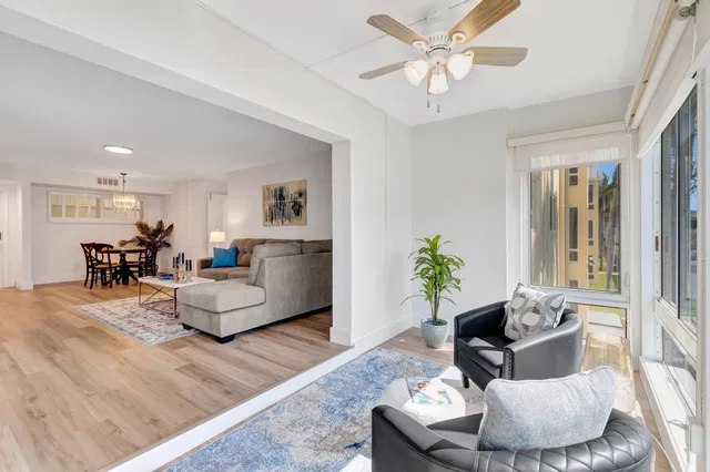 Unit 204 photo 14