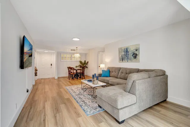  Unit 204 photo 16