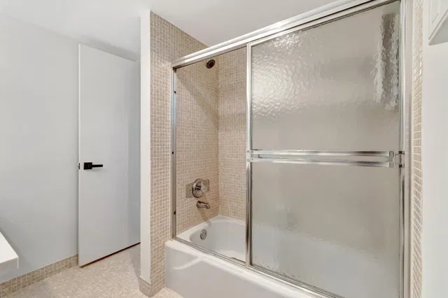  Unit 204 photo 25