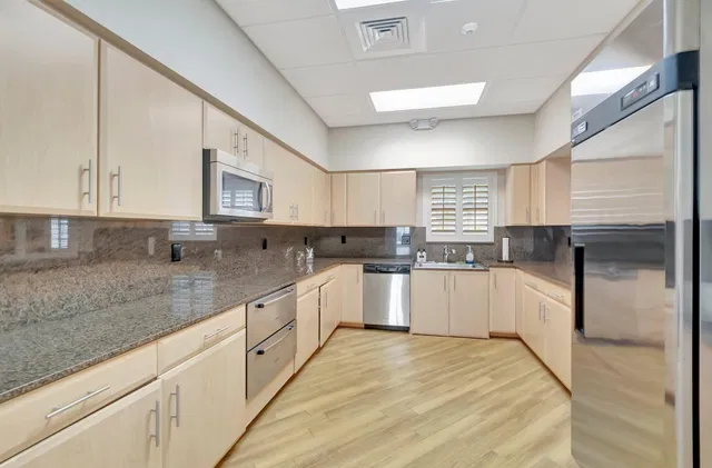  Unit 204 photo 37