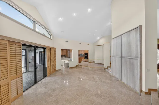 West Palm Beach Residence photo 13