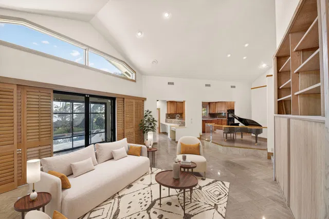 West Palm Beach Residence photo 14