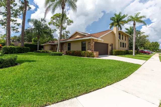 Residence photo 6