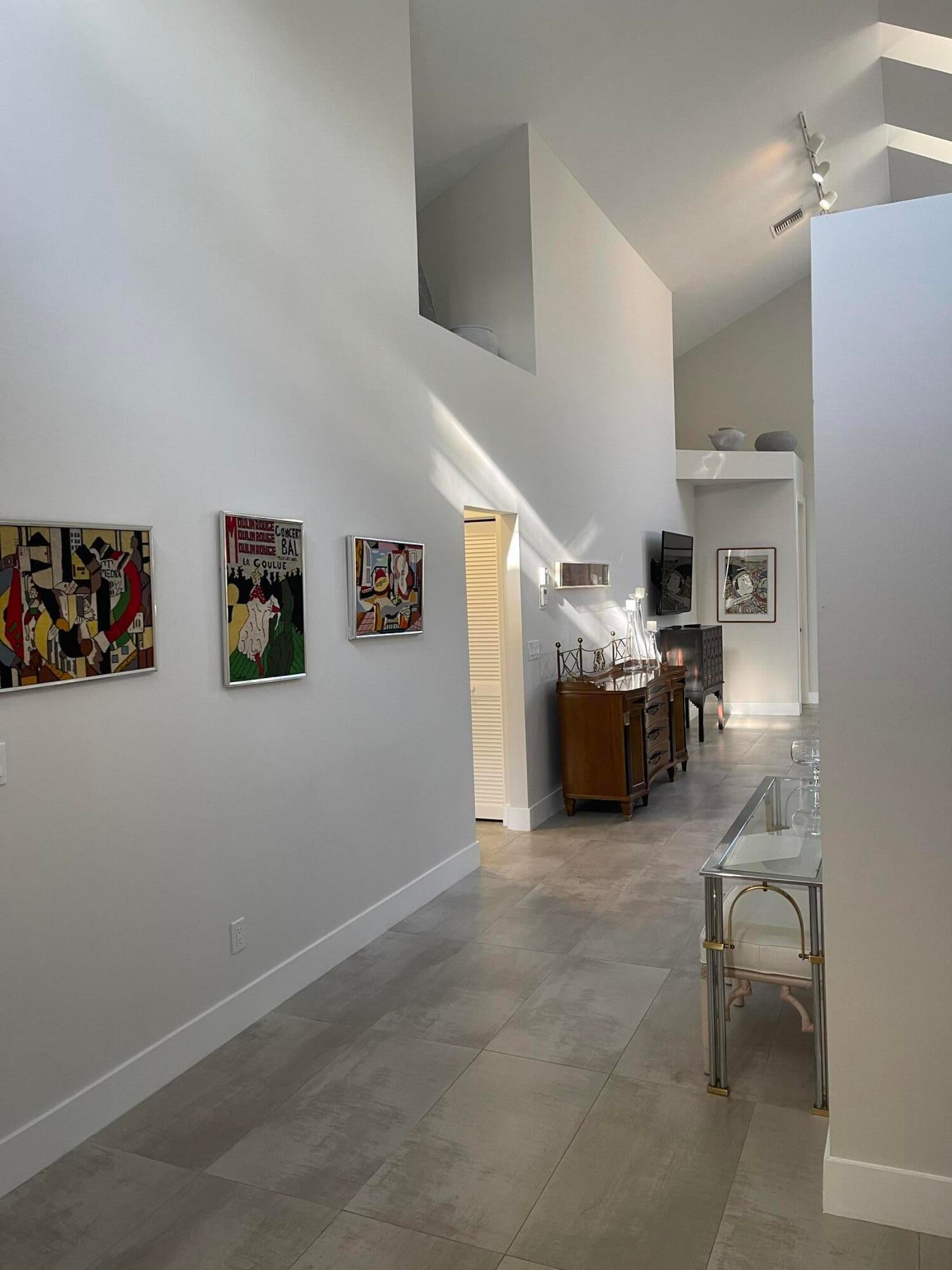  Residence photo 4